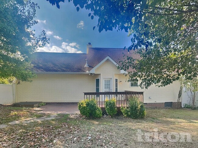 Building Photo - 113 Homestead Pl