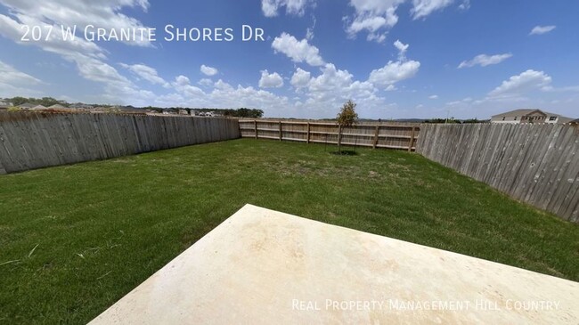 Building Photo - Live By Boerne Lake!