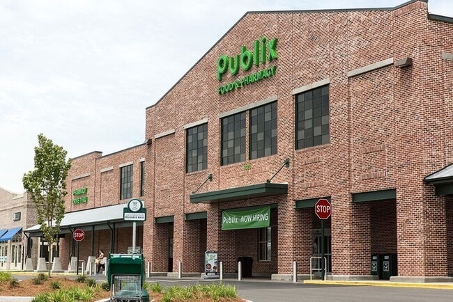 Building Photo - Luxury home in Southbrooke community in Franklin, TN