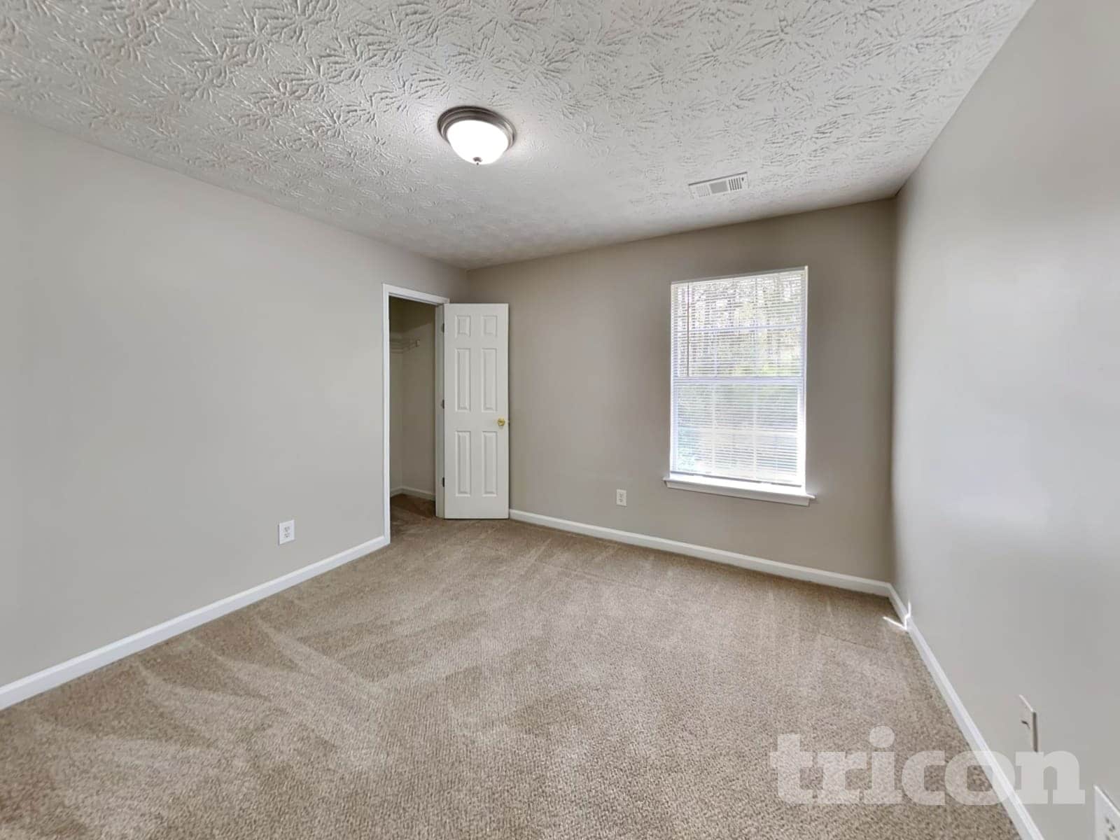 Building Photo - 2277 Kilgore Ln