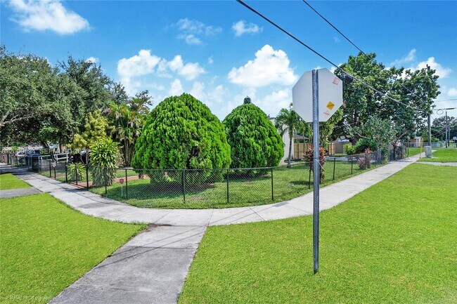 Building Photo - 2990 NW 50th St