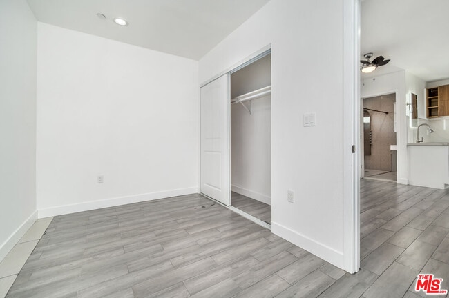 Building Photo - 4431 Lynnfield St