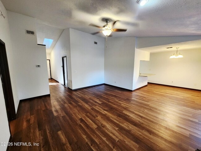 Building Photo - 4655 Trevi Dr