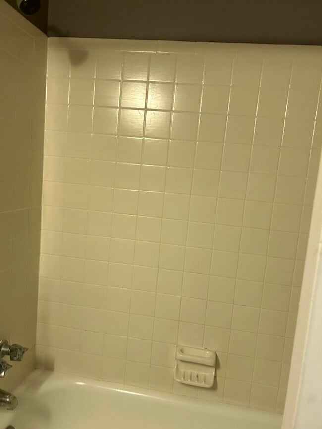 Building Photo - 251 Rast St