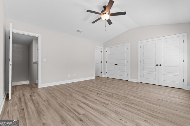 Building Photo - 15 Azalea Ln