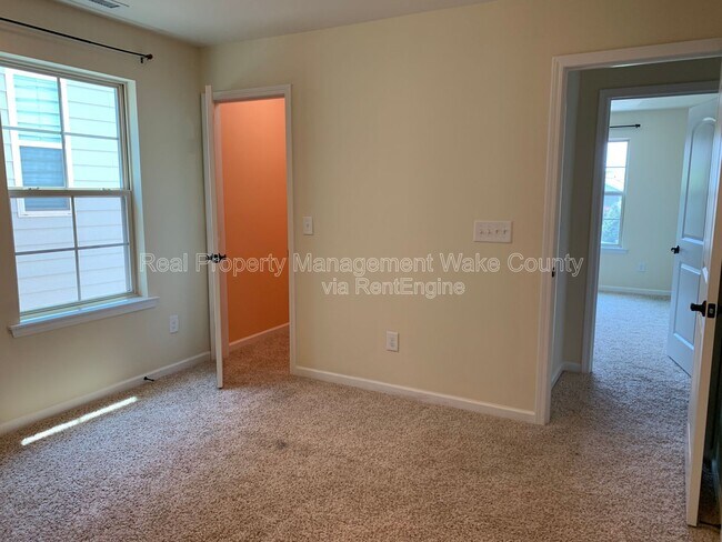 Building Photo - 308 Bay Willow Ct