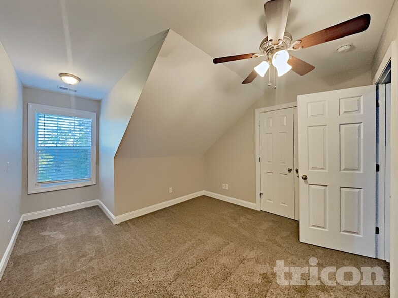 Building Photo - 167 Tanners Mill Rd