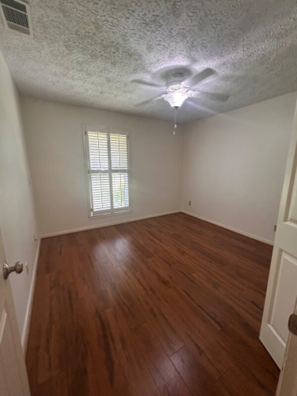 Building Photo - 104 Brisbon Rd