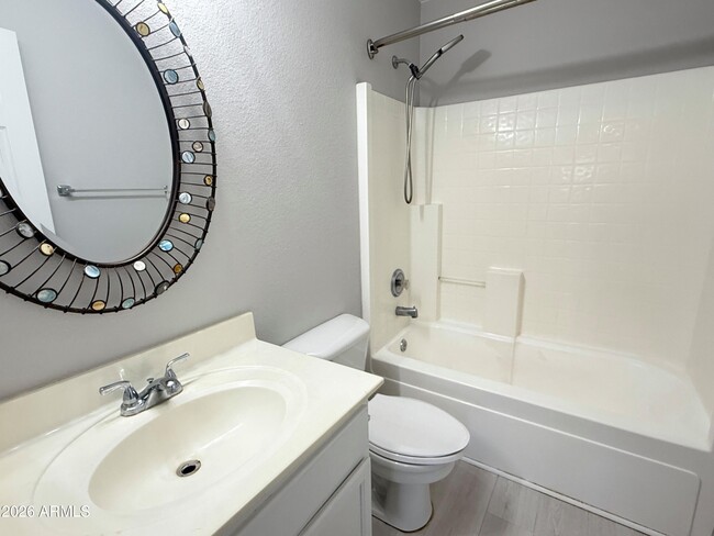 Building Photo - 11550 E Contessa St