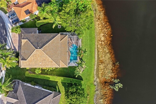 Building Photo - 1419 Crossbill Ct
