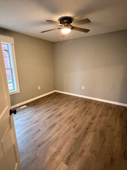 Building Photo - 1026 N 9th St