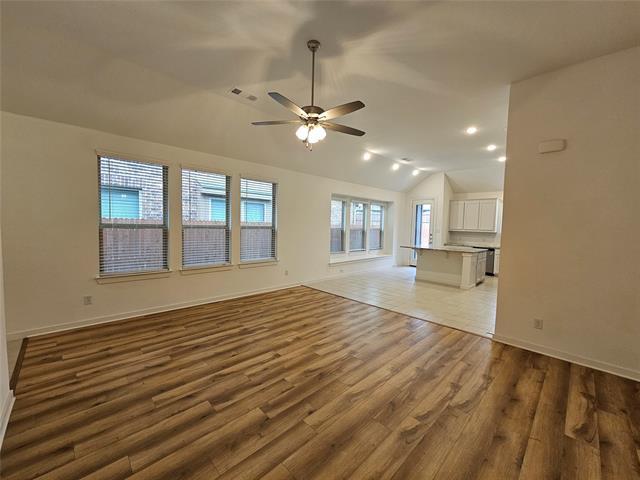 Building Photo - 3915 Chesapeake Ln