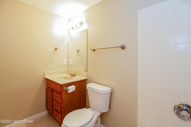 Building Photo - 3123 Northland Dr