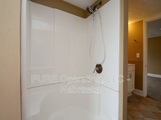 Building Photo - 2720 N 47th Ave