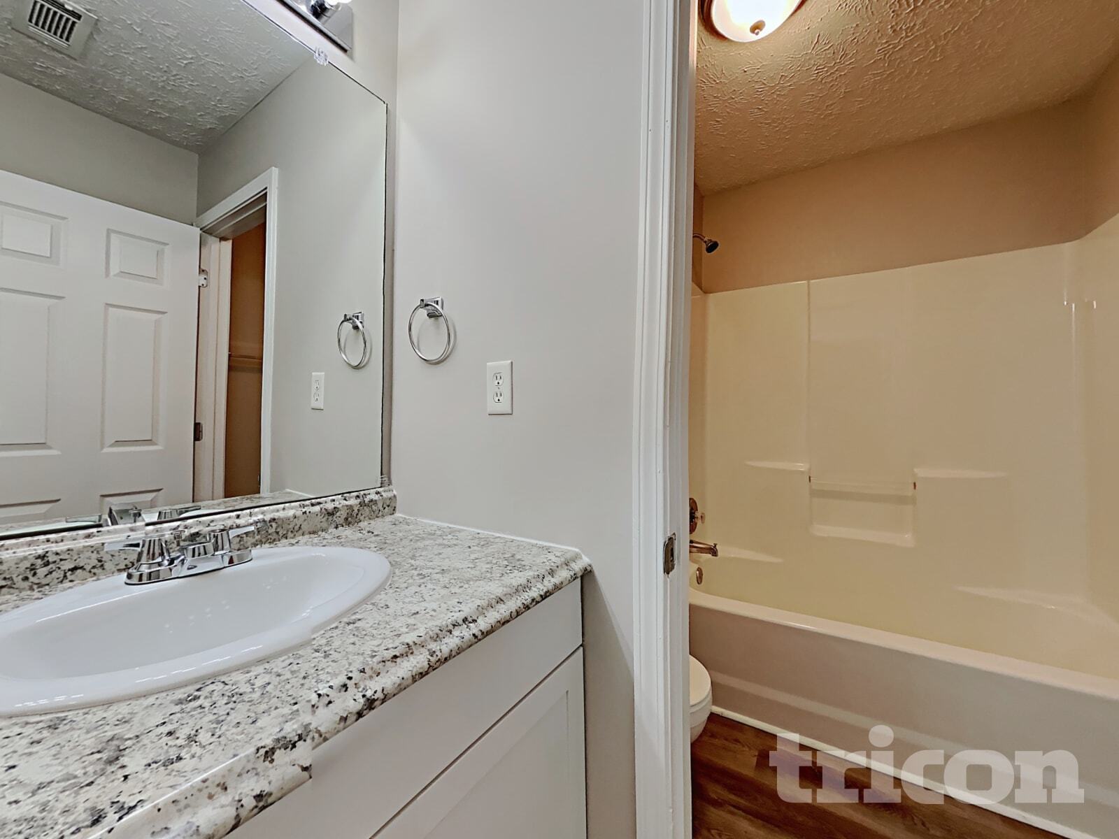 Building Photo - 610 Stonecrest Dr