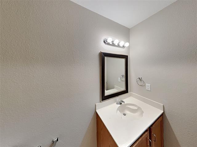 Building Photo - 9200 Troy Dr
