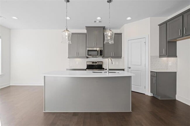 Building Photo - 28 Auburn Valley Wy