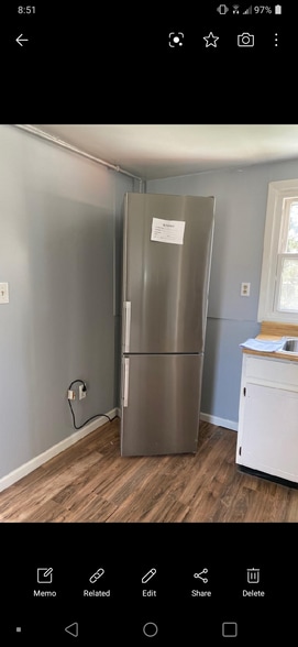 Building Photo - 102 E Hamilton St