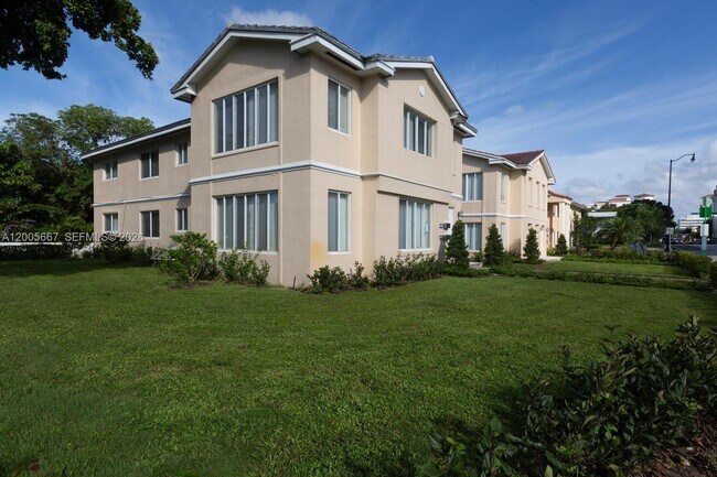 Building Photo - 2890 S Le Jeune Rd