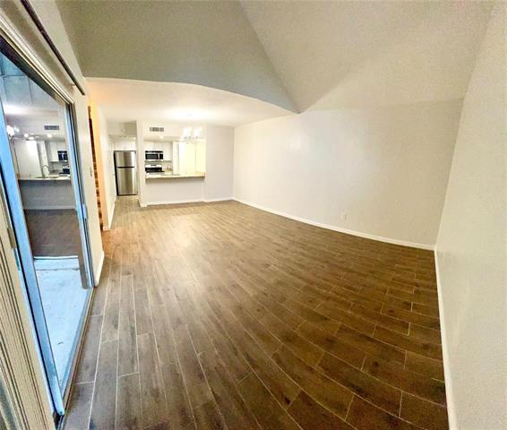 Building Photo - 4637 Country Creek Dr
