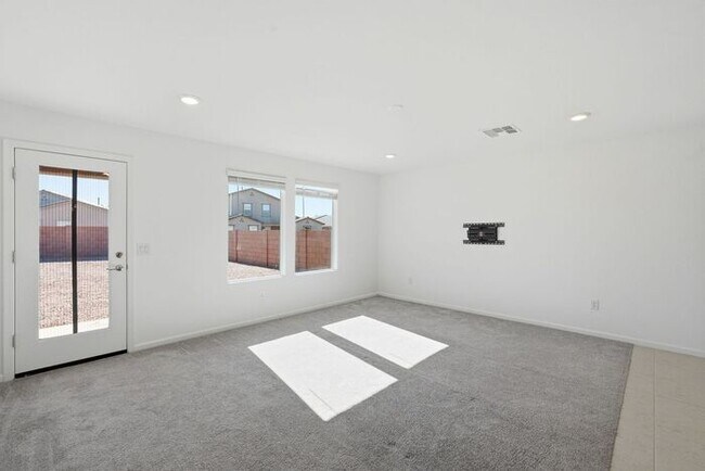 Building Photo - Modern Comfort Meets Desert Serenity – 4 Bed Rocking K Rental Home Available Now!