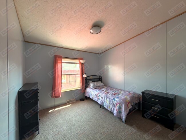 Building Photo - 1302 Orchid Ln