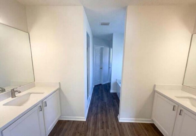 Building Photo - 978 Tammy Cove Ln