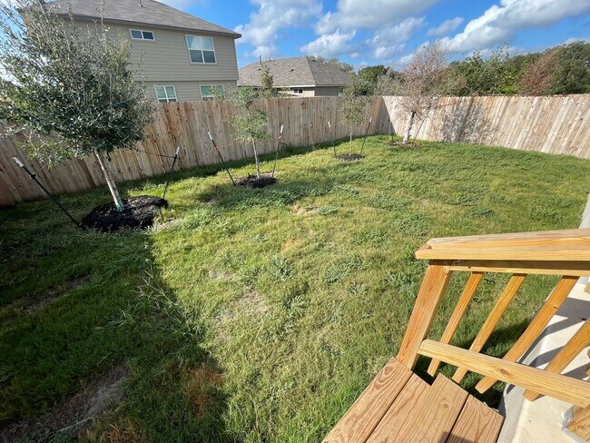 Building Photo - 129 Garden Emerald