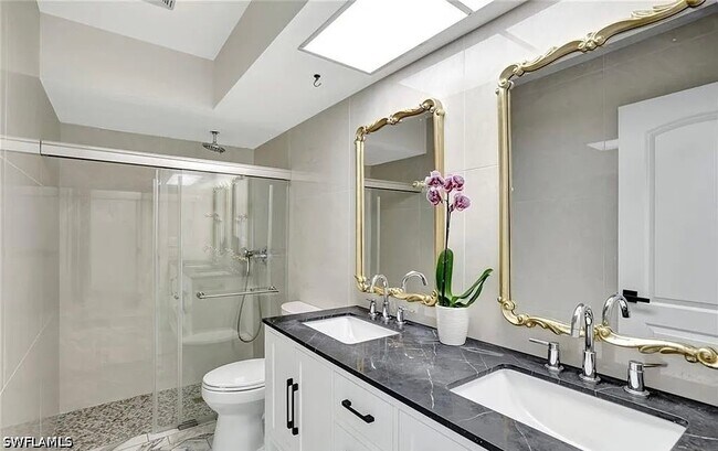 Building Photo - 4500 1st Ave NW