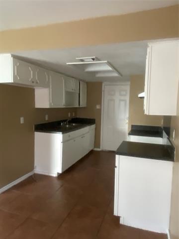 Building Photo - 511 Seaside Dr