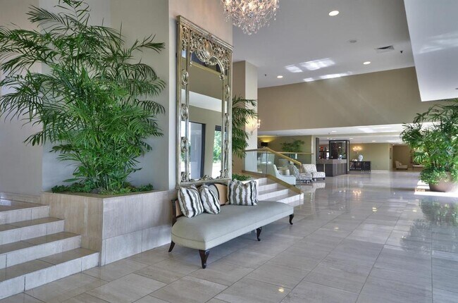 Building Photo - 3301 Bayshore Blvd