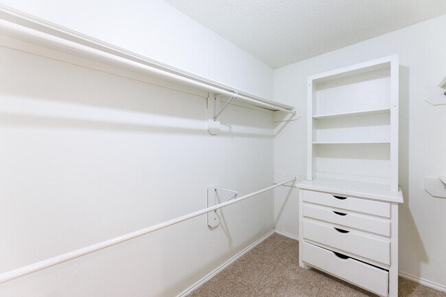 Building Photo - 3102 109th St