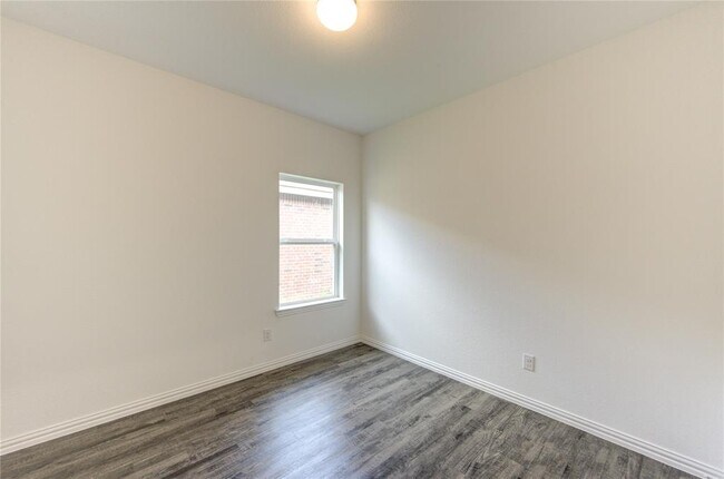Building Photo - 1088 Rd 5102