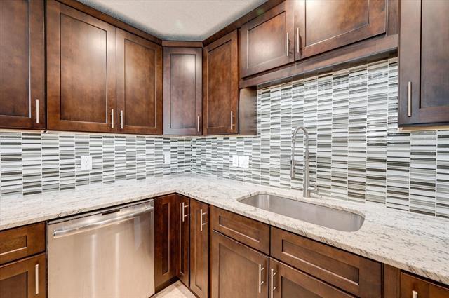 Building Photo - 6312 Westcoat Dr