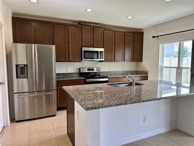 Building Photo - 212 Hamlet Lp