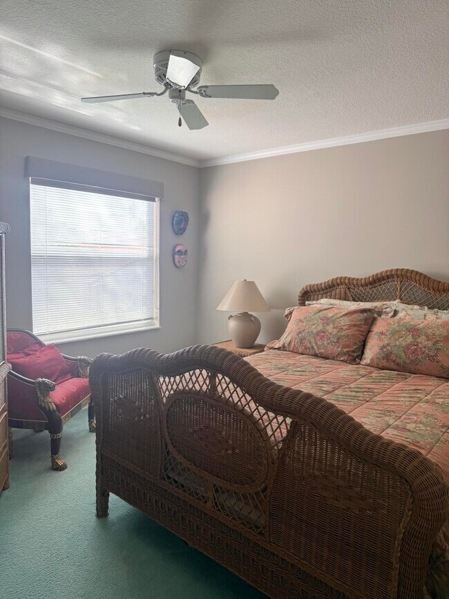 Building Photo - 17275 Ventana Dr