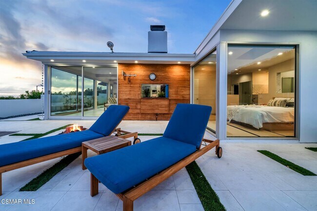 Building Photo - 3424 Shoreheights Dr