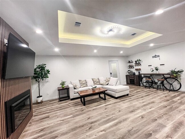 Primary Photo - 11507 Willwood Dr