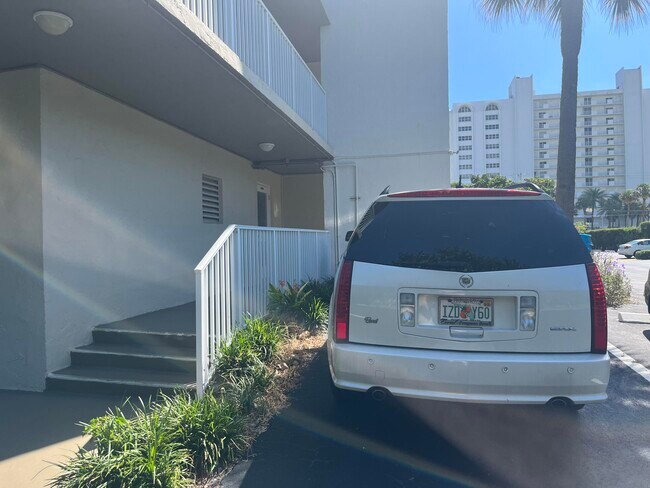Building Photo - 2929 S Ocean Blvd