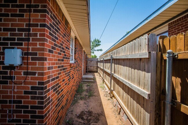 Building Photo - 4402 29th St