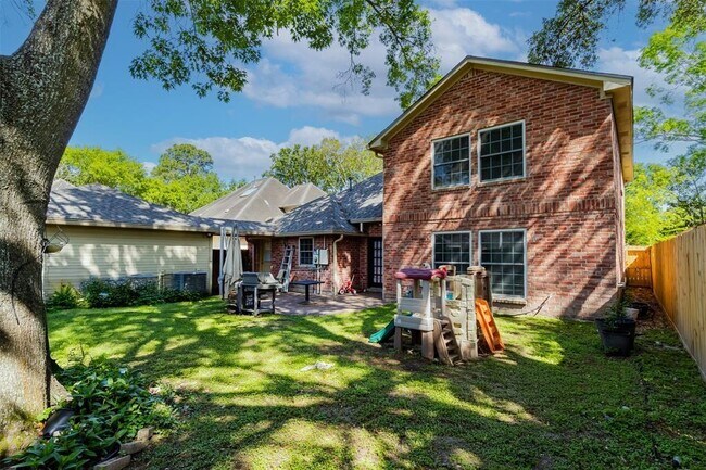 Building Photo - 20307 Hampshire Rocks Dr