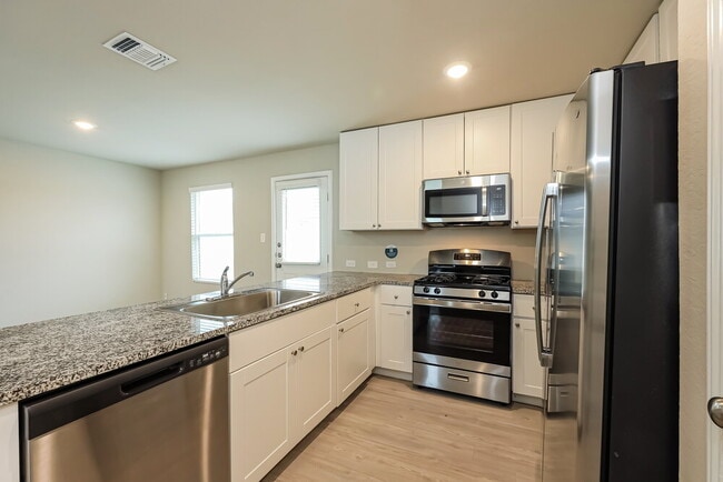 Building Photo - 5606 Basilica Pl