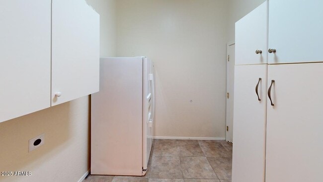 Building Photo - 18564 W Sweet Acacia Dr