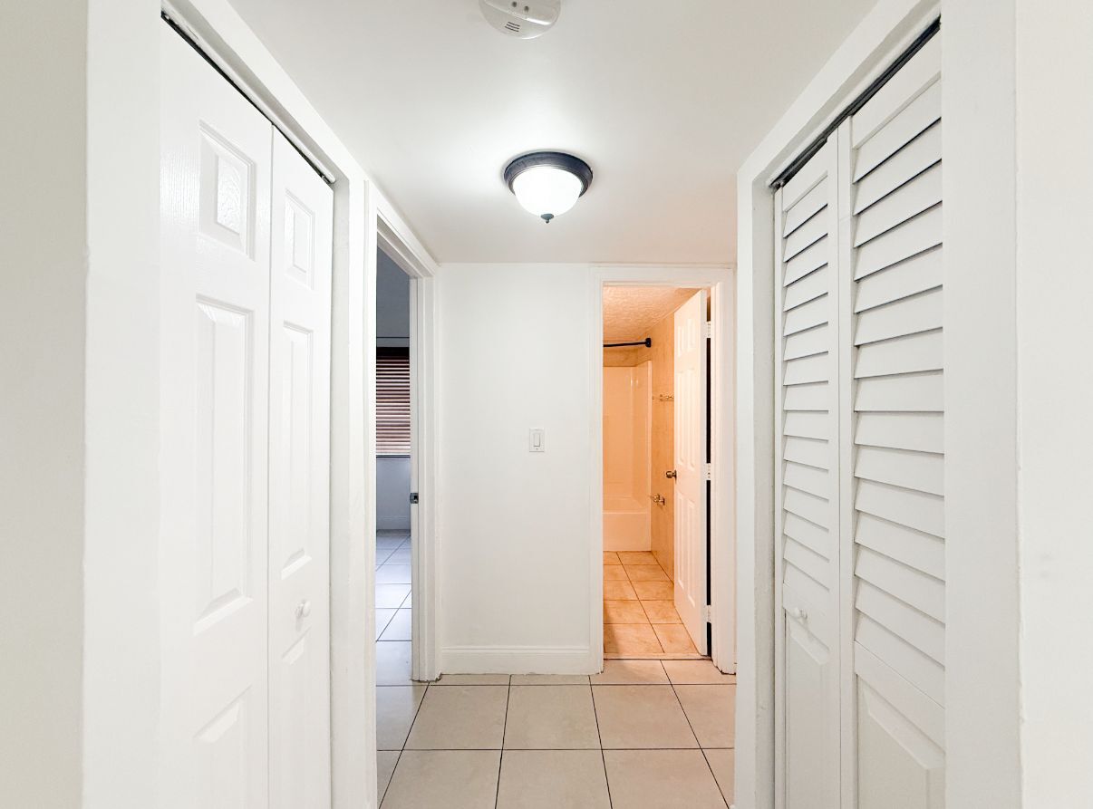 Building Photo - 7917 SW 104th St