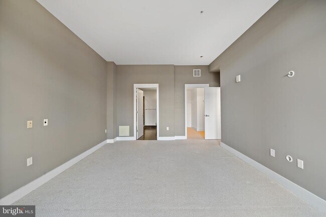 Building Photo - 1101 Locust St