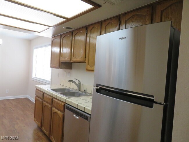 Building Photo - 4171 Gannet Cir