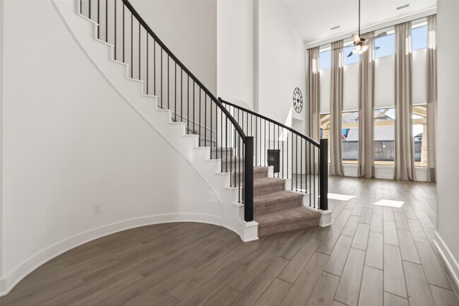 Building Photo - 26307 Aurora Vly Wy