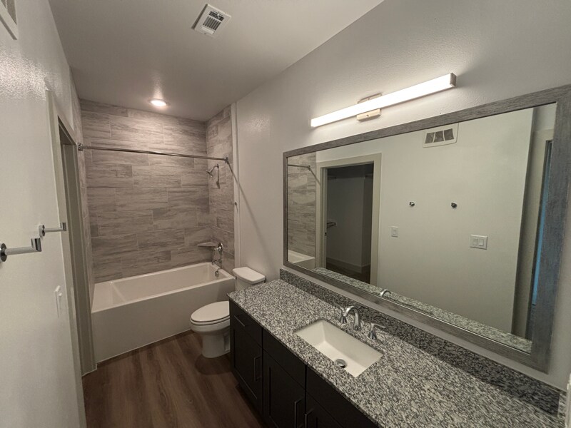 Building Photo - 216 Flint Rdg Rd