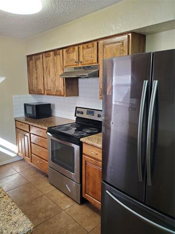 Building Photo - 8828 Las Vegas Ct