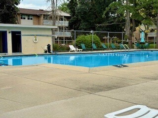 Building Photo - 930 Beau Dr